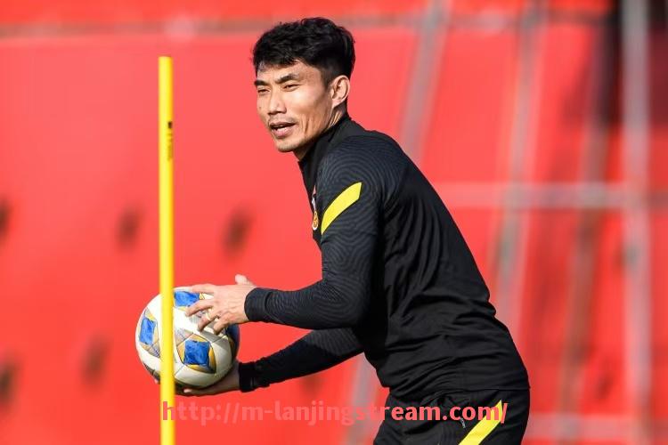 蓝鲸体育直播-2004年火箭队球员名单及赛季成绩详解